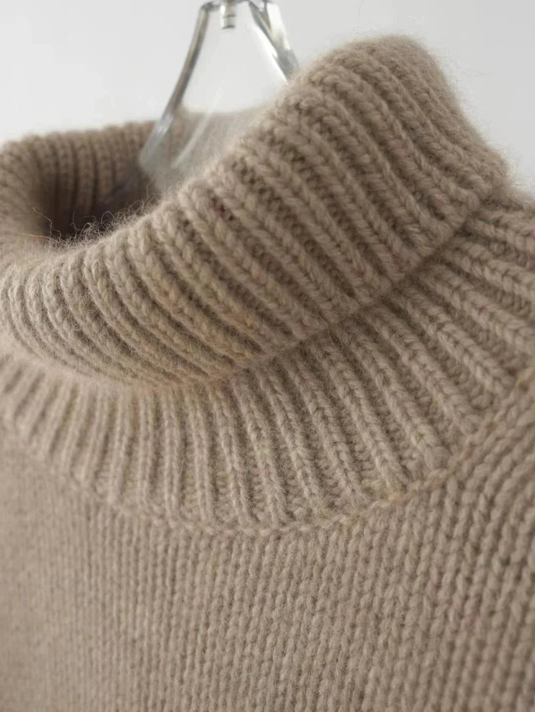 Ivy & Co. | Essential Turtleneck Pullover