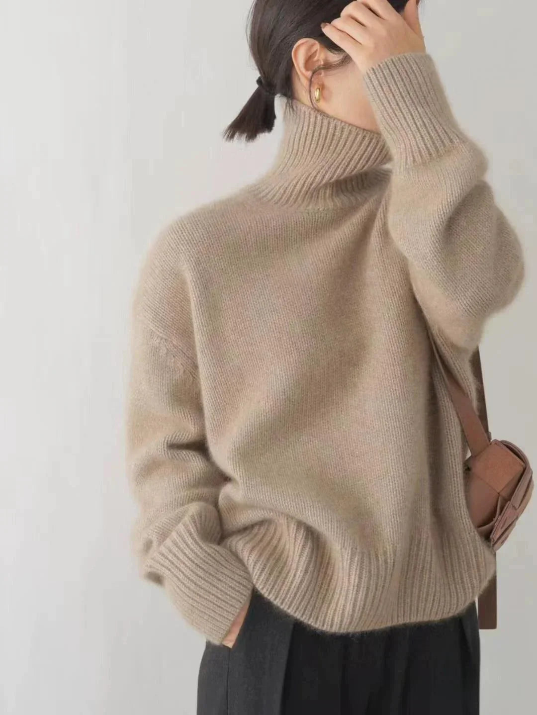 Ivy & Co. | Essential Turtleneck Pullover