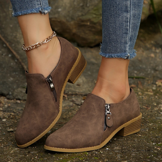 Ivy & Co. | AlignStep Boots